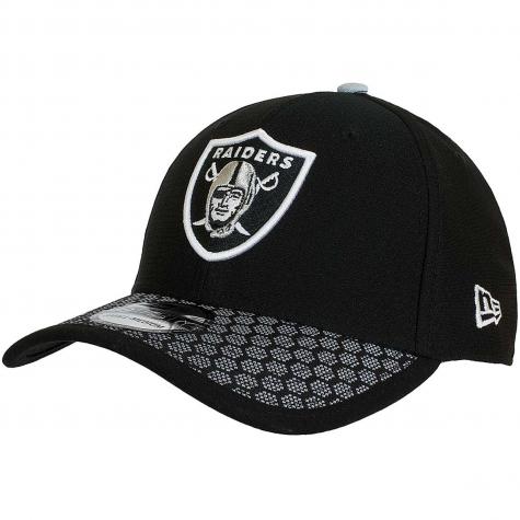 New Era 39Thirty Flexfit Cap OnField NFL17 Oakland Raiders schwarz/weiß 