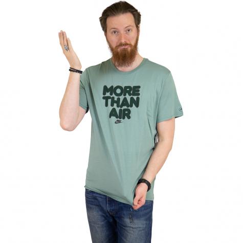 Nike T-Shirt More Than Air grün/schwarz 