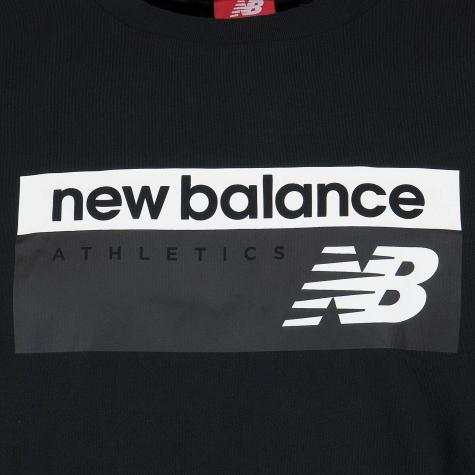 New Balance T-Shirt Athletic Banner schwarz 