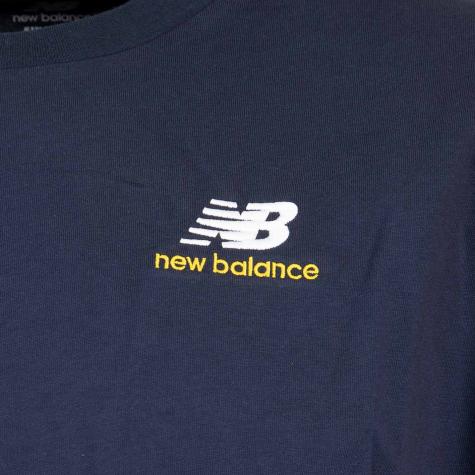 New Balance Essential Embroidered T-Shirt navy 