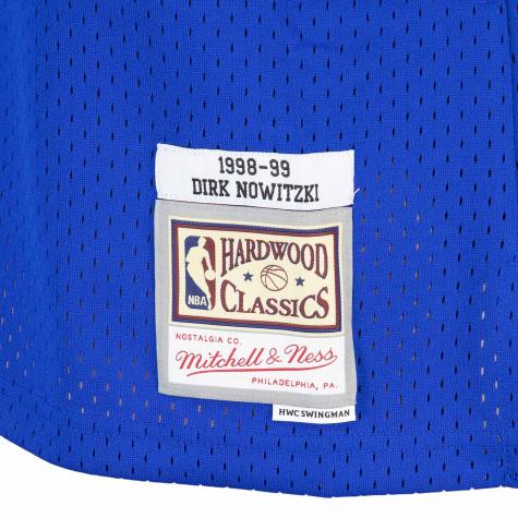 Mitchell & Ness NBA Swingman Dirk Nowitzki Dallas Mavericks 98/99 Trikot blau 
