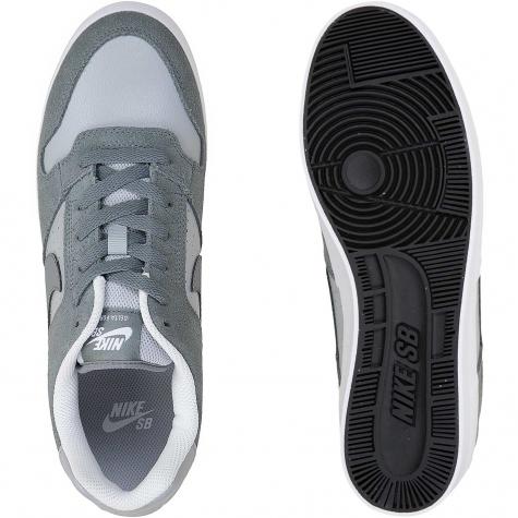 Nike Sneaker SB Delta Force Vulc grau 