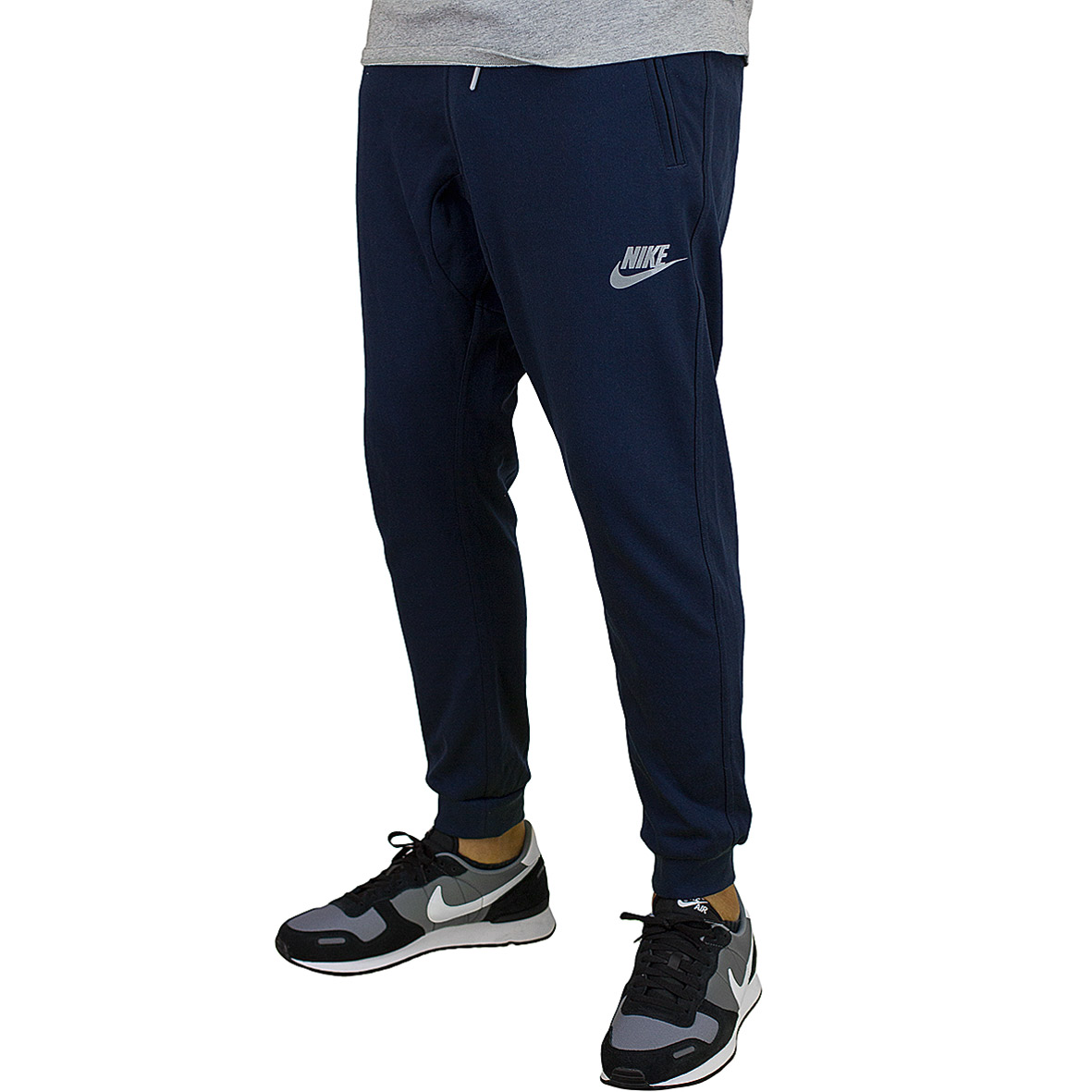 Nike Sweatpant Advance 15 Fleece dunkelblau hier bestellen!