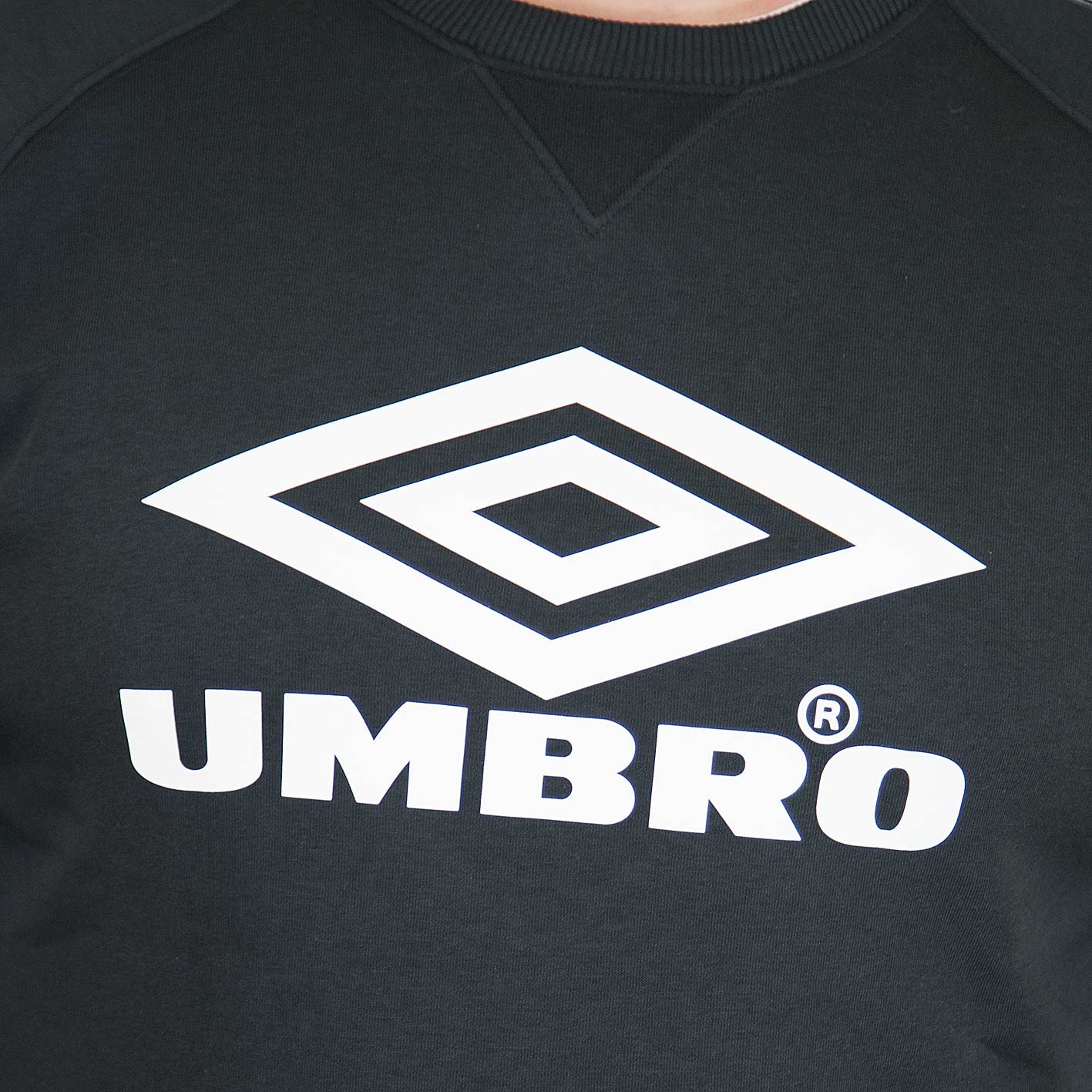 Umbro Sweatshirt Taped schwarz - hier bestellen!
