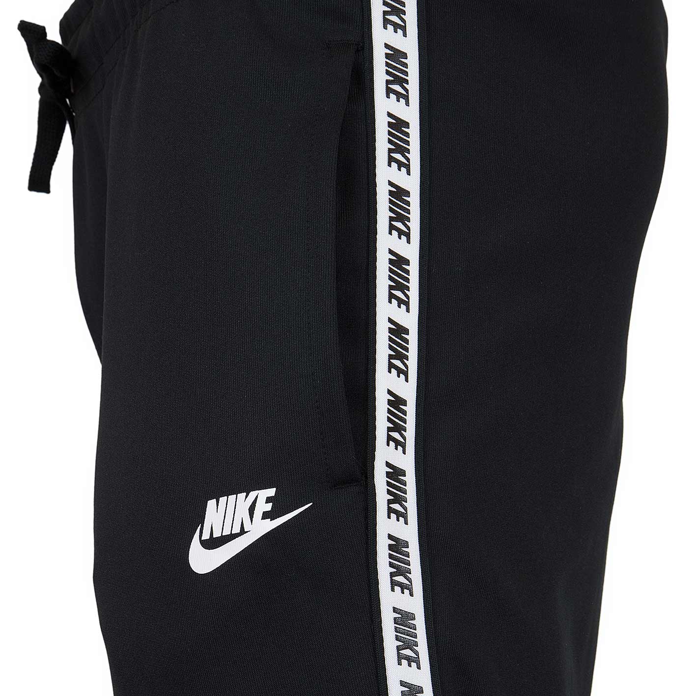 Nike Sweatpant Repeat Poly schwarz/weiß hier bestellen!
